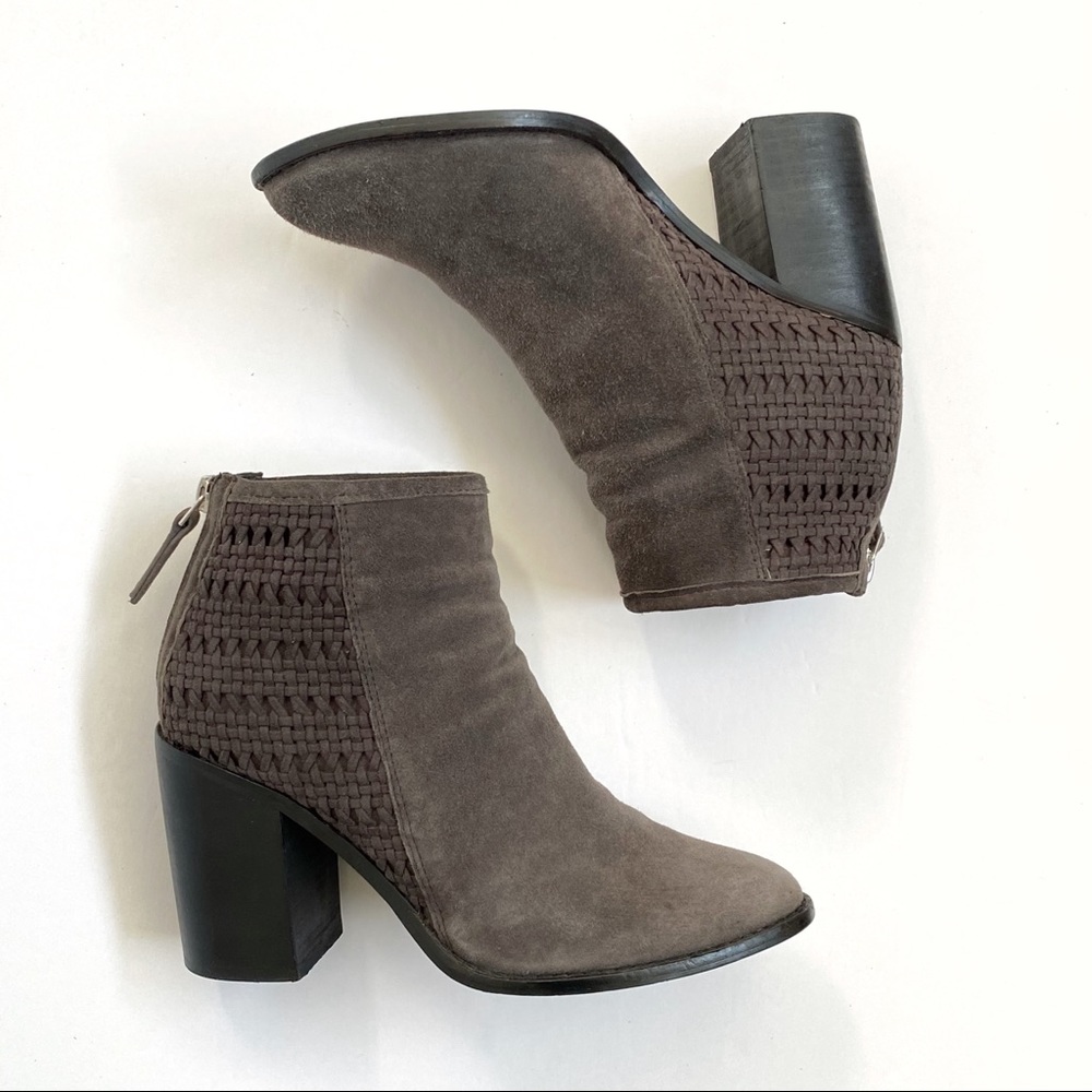Steve Madden gray suede chunky heel ankle booties - Picture 5 of 9